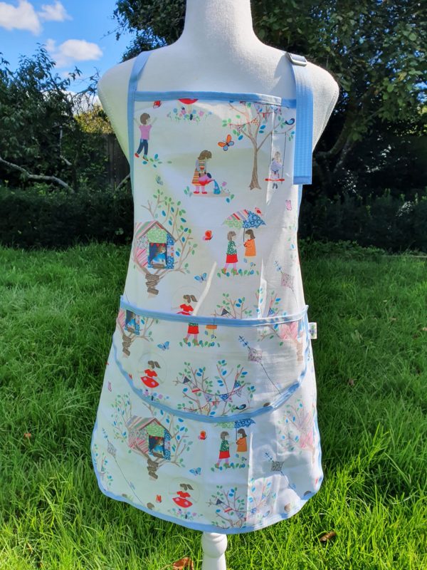 Playtime Kid's Kitchen / Craft Apron (Blue)